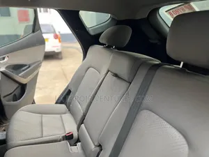 Hyundai Santa Fe SE AWD 2018 Black