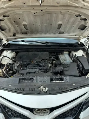 Toyota Camry 2020 White