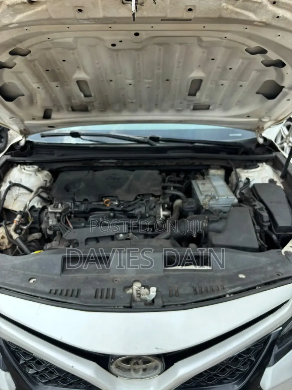 Toyota Camry 2020 White