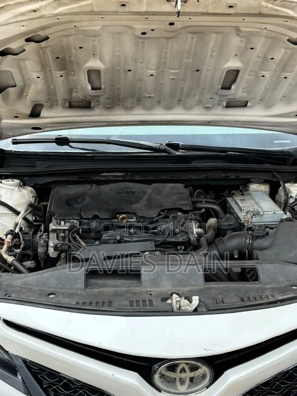Toyota Camry 2020 White