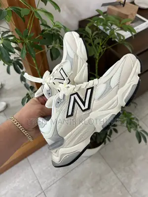 New Balance 9060