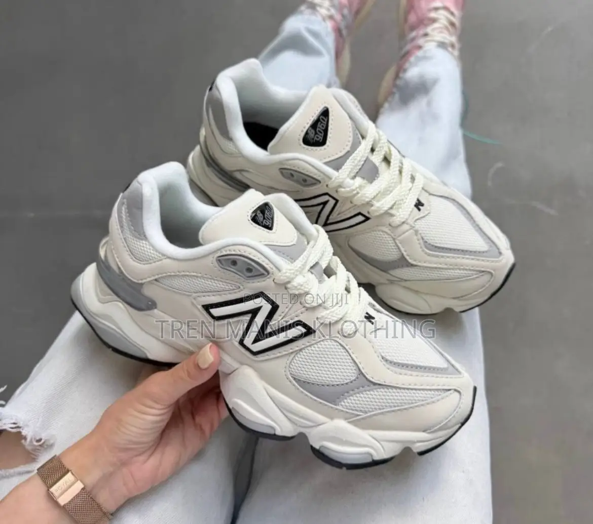 New Balance 9060