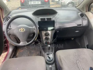 Toyota Vitz 2010 Brown