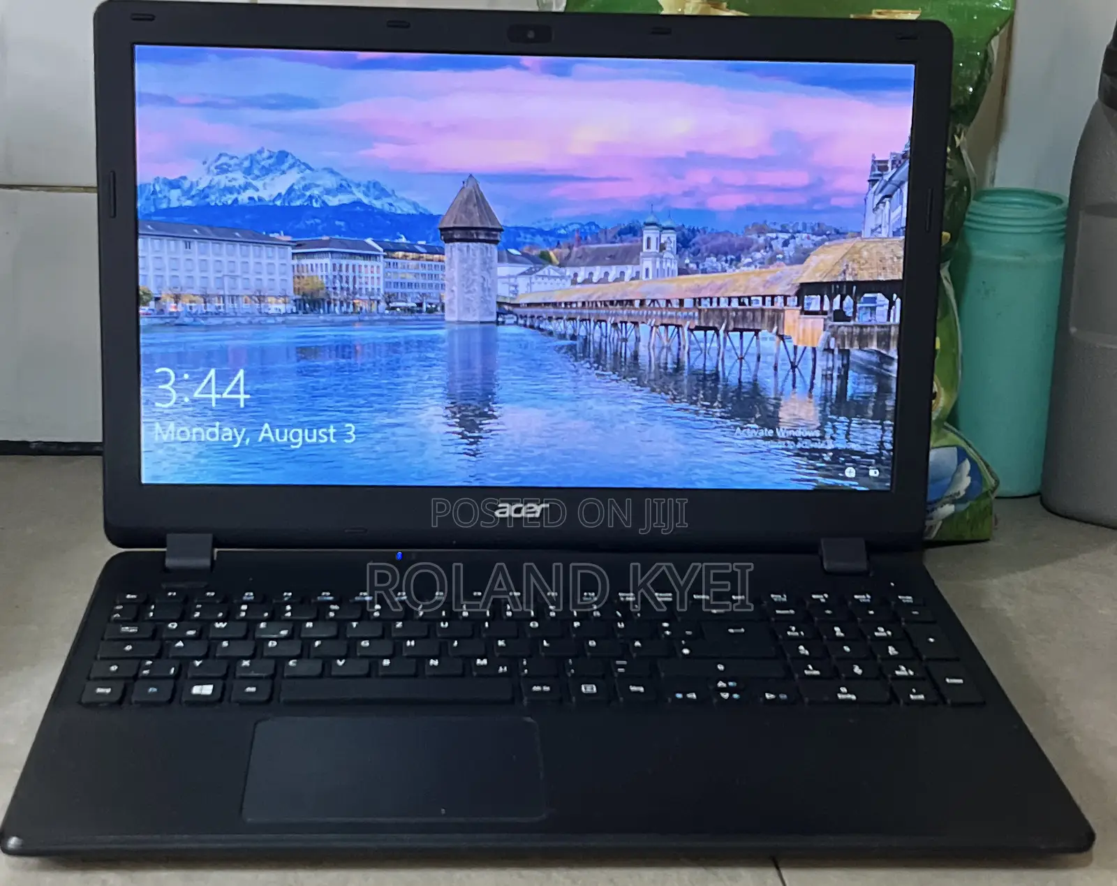 Laptop Acer AcerNote 8GB Intel Celeron HDD+SSD 500GB