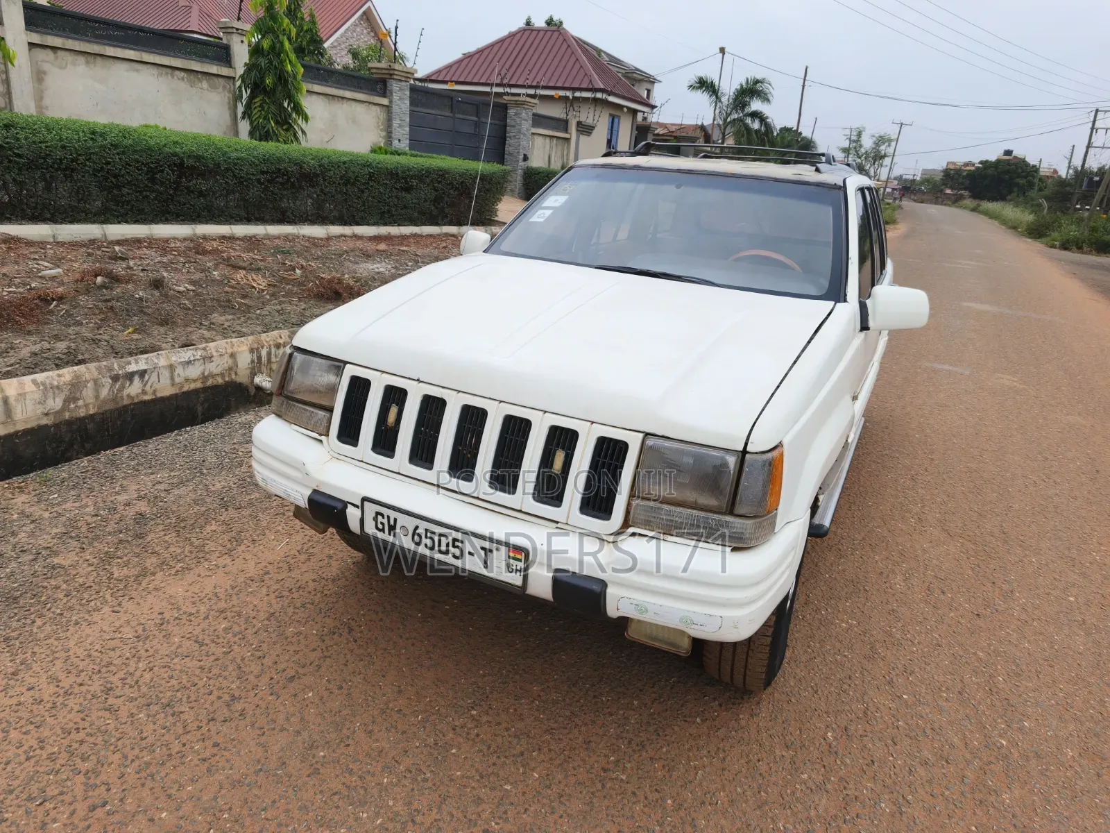 Jeep Cherokee 1998 White