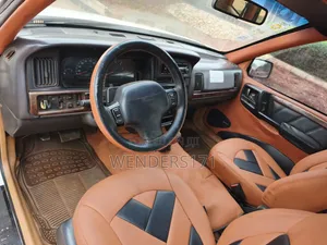 Jeep Cherokee 1998 White