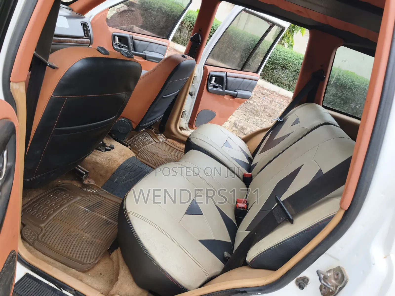 Jeep Cherokee 1998 White