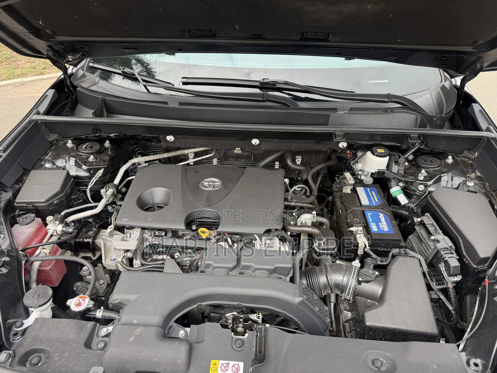 Toyota RAV4 XLE FWD 2023 Black