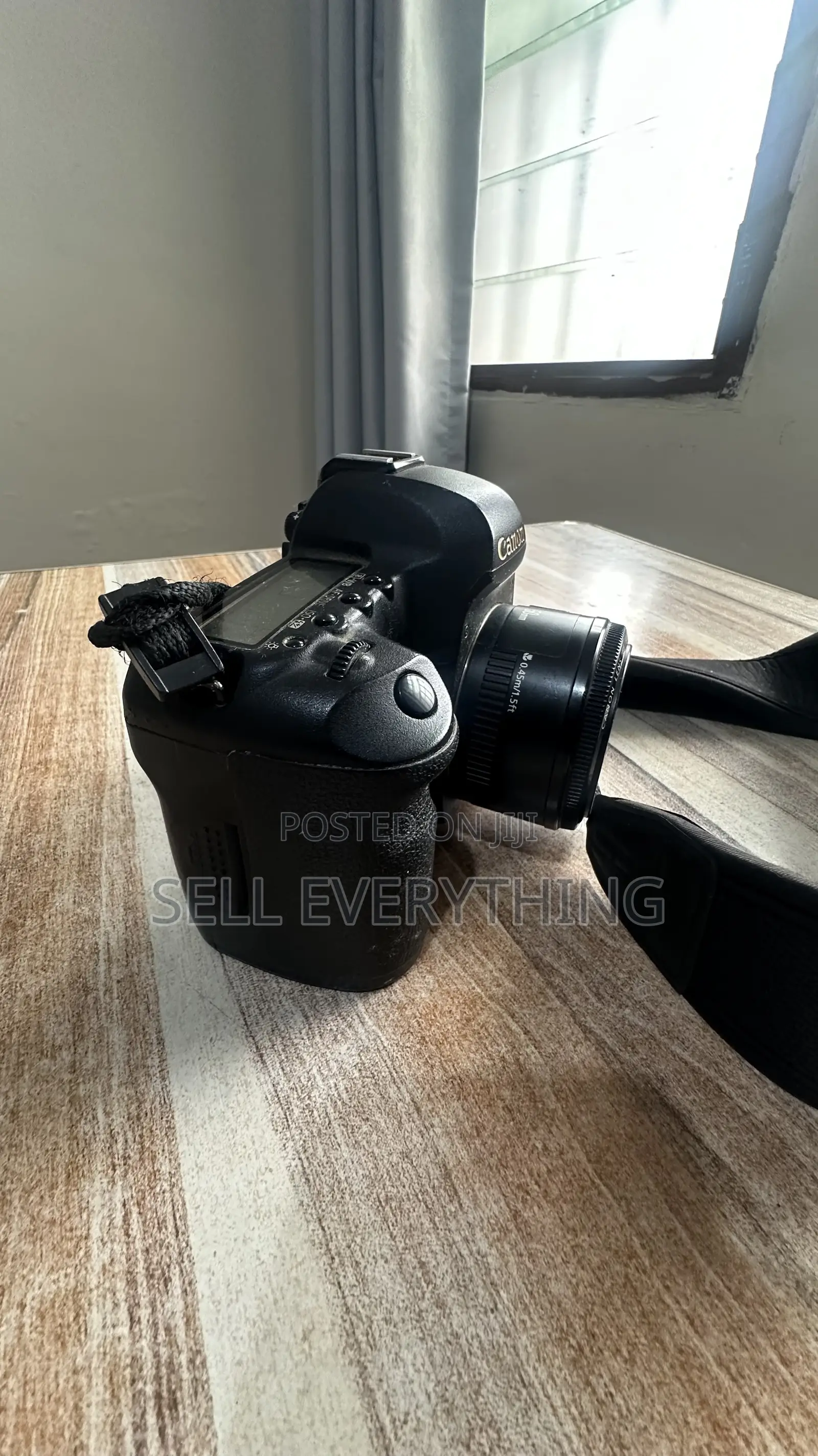 Canon EOS 5D Mark III DSLR Camera + Canon EF 50mm F/1.8 STM Lens