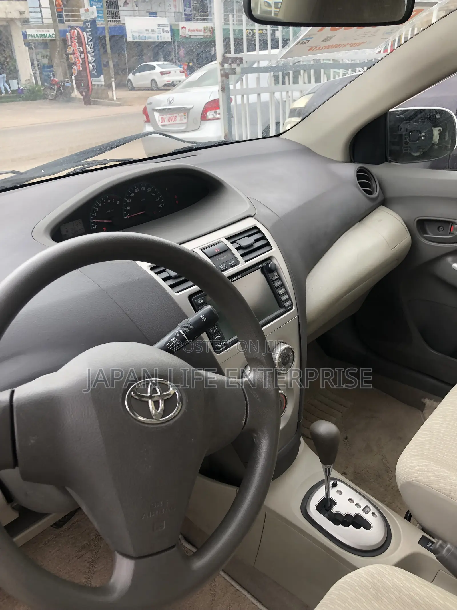 Toyota Belta 2010 White