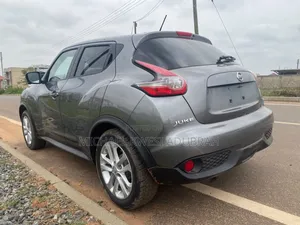 Nissan Juke NISMO 4dr Hatchback (1.6L 4cyl Turbo 6M) 2015 Gray