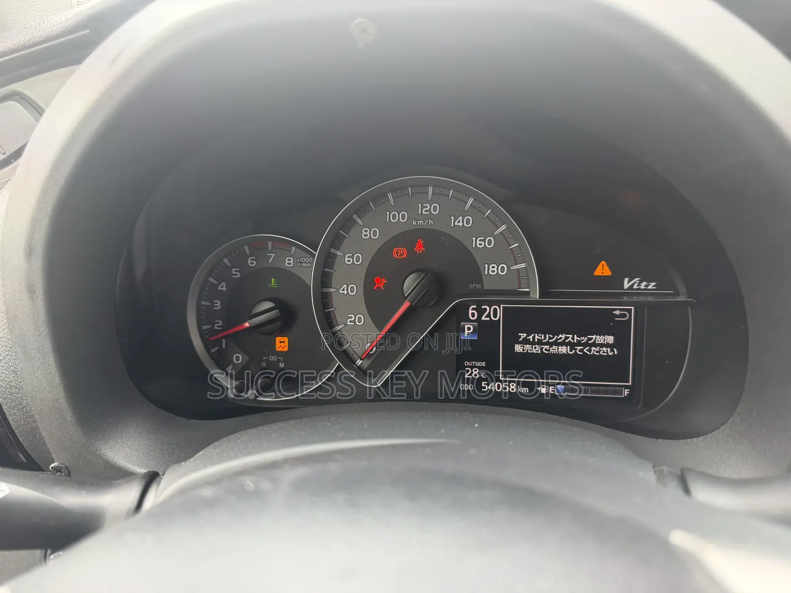 Toyota Vitz 1.5 FWD 5dr 2015 White