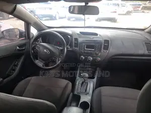 Kia Forte LX Sedan 2014 Silver