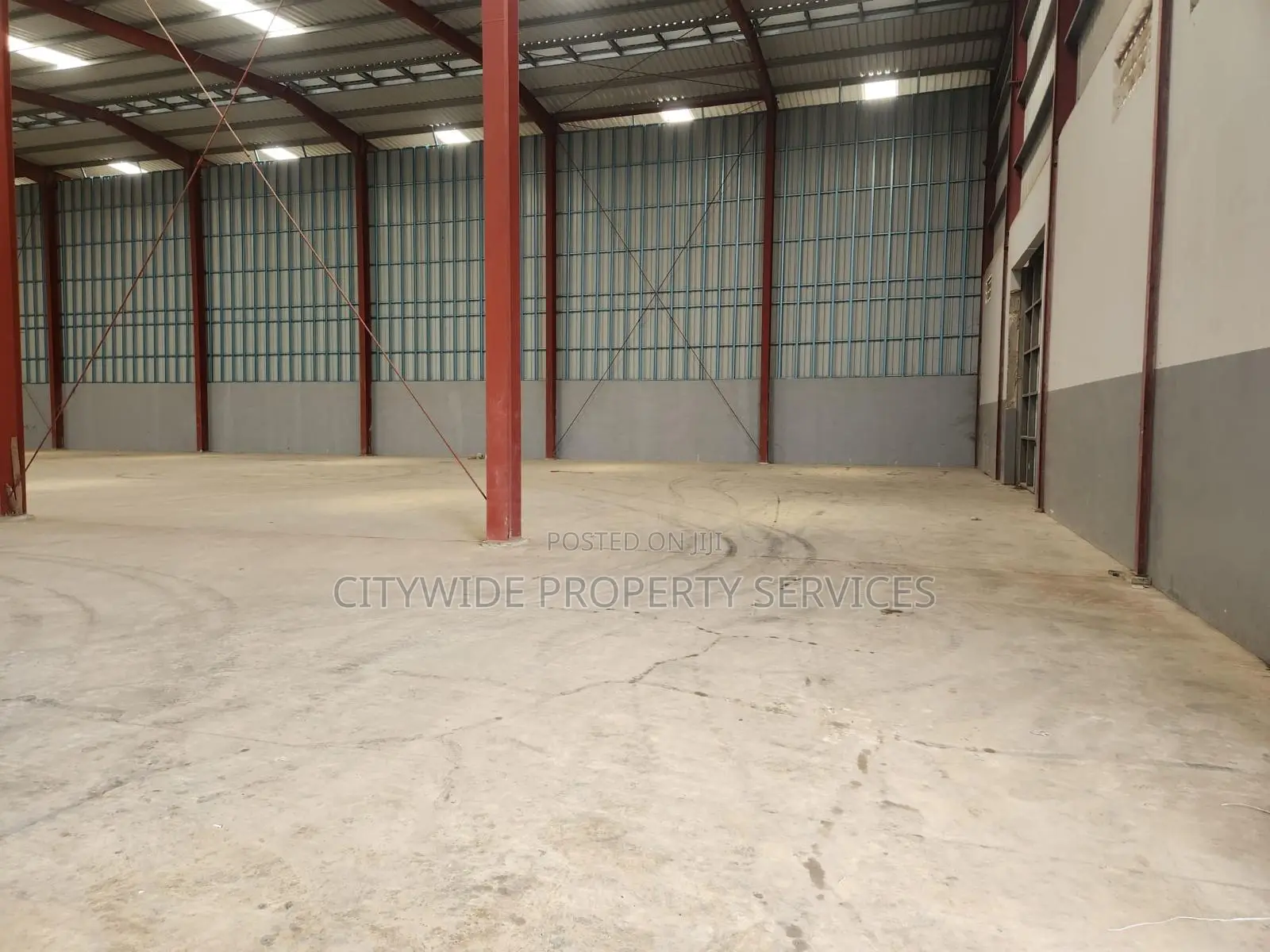 8,000 SQM Warehouse | Tema