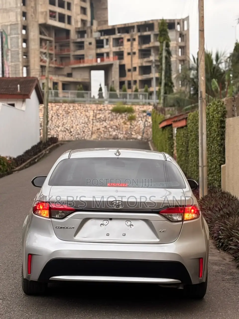 Toyota Corolla LE 2020 Silver