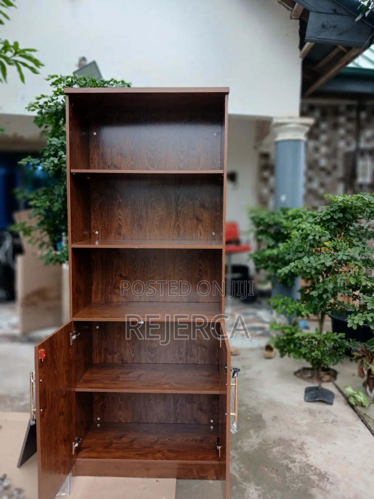 Wwooden Book Shelf