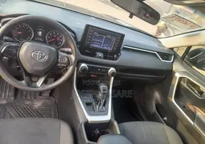 Toyota RAV4 LE 2022 Black