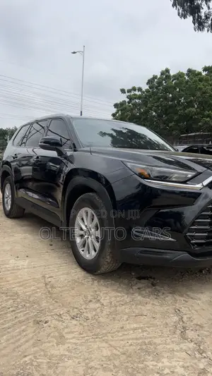 Toyota Grand Highlander Limited AWD 2024 Black