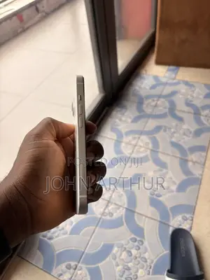 Apple iPhone 13 128 GB White