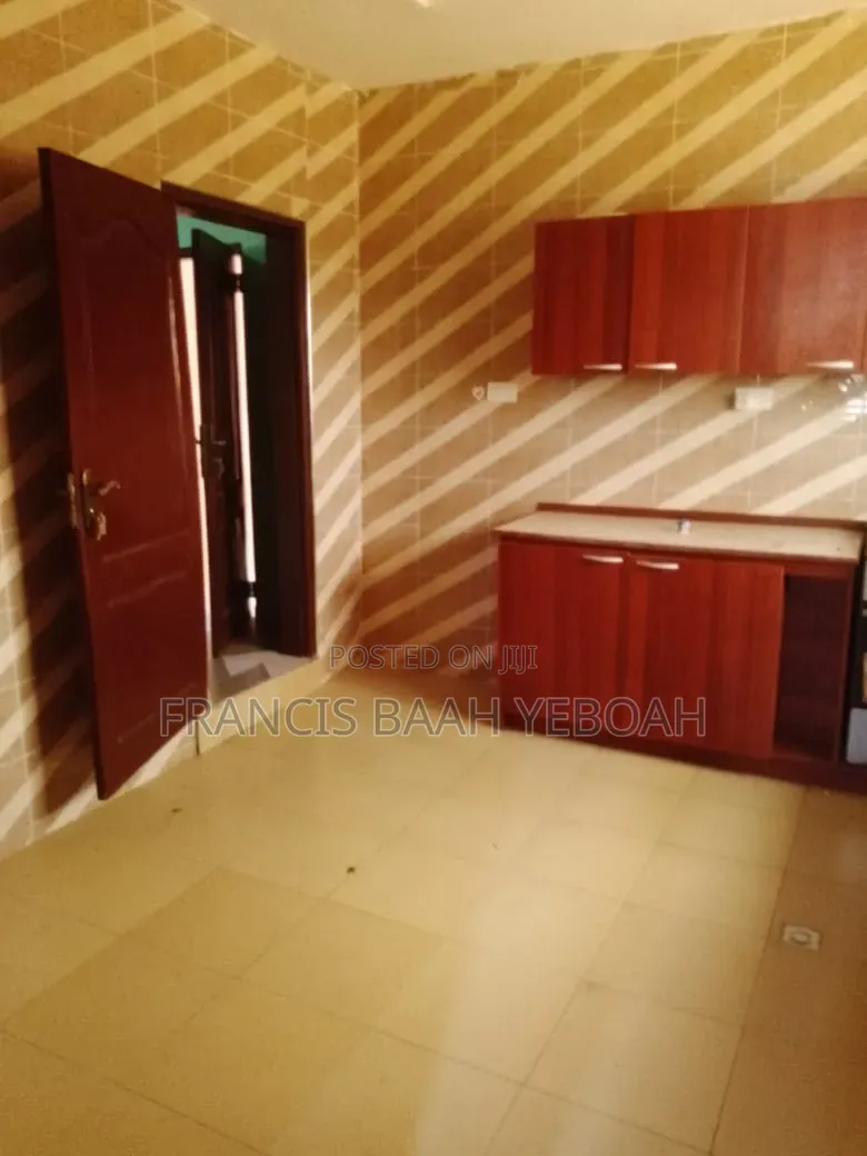 3bdrm Apartment in Shining Star Real, Ga South Municipal for rent
