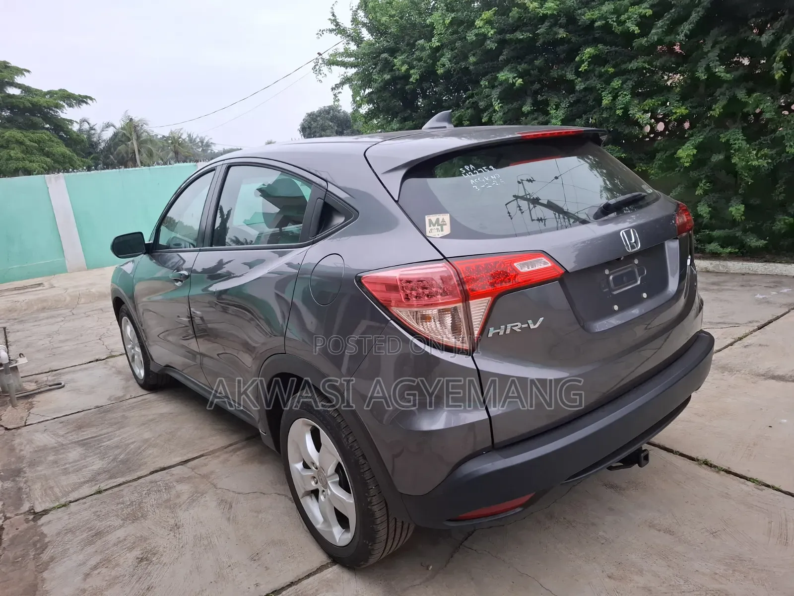 Honda HR-V 4dr SUV (1.5L 4cyl CVT) 2016 Gray