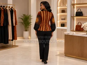 Elegant African Print Balloon Sleeve Button-Up Blouse