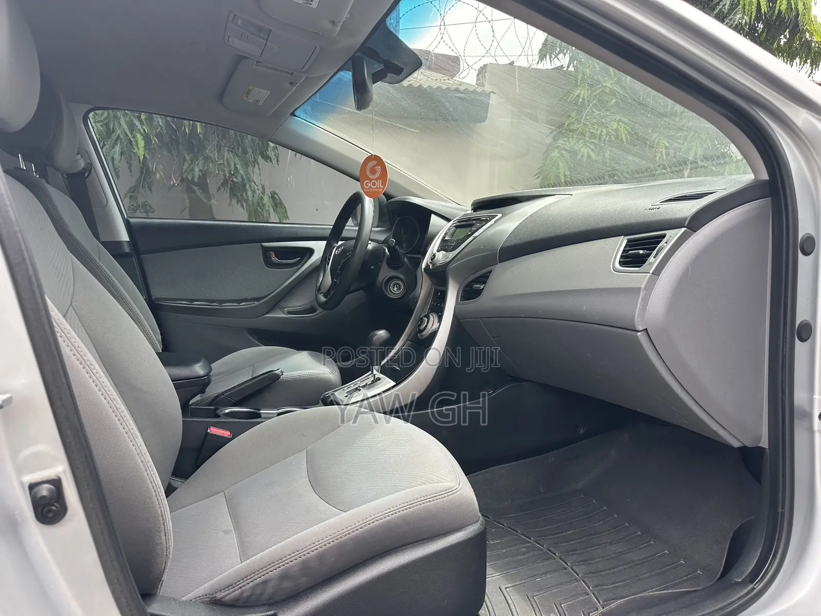Hyundai Elantra GLS Sedan FWD (1.8L 4cyl 6A) 2013 Silver