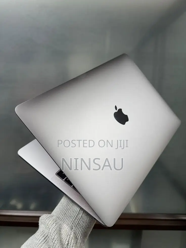 Laptop Apple MacBook Pro 2020 32GB Intel Core i7 SSD 512GB