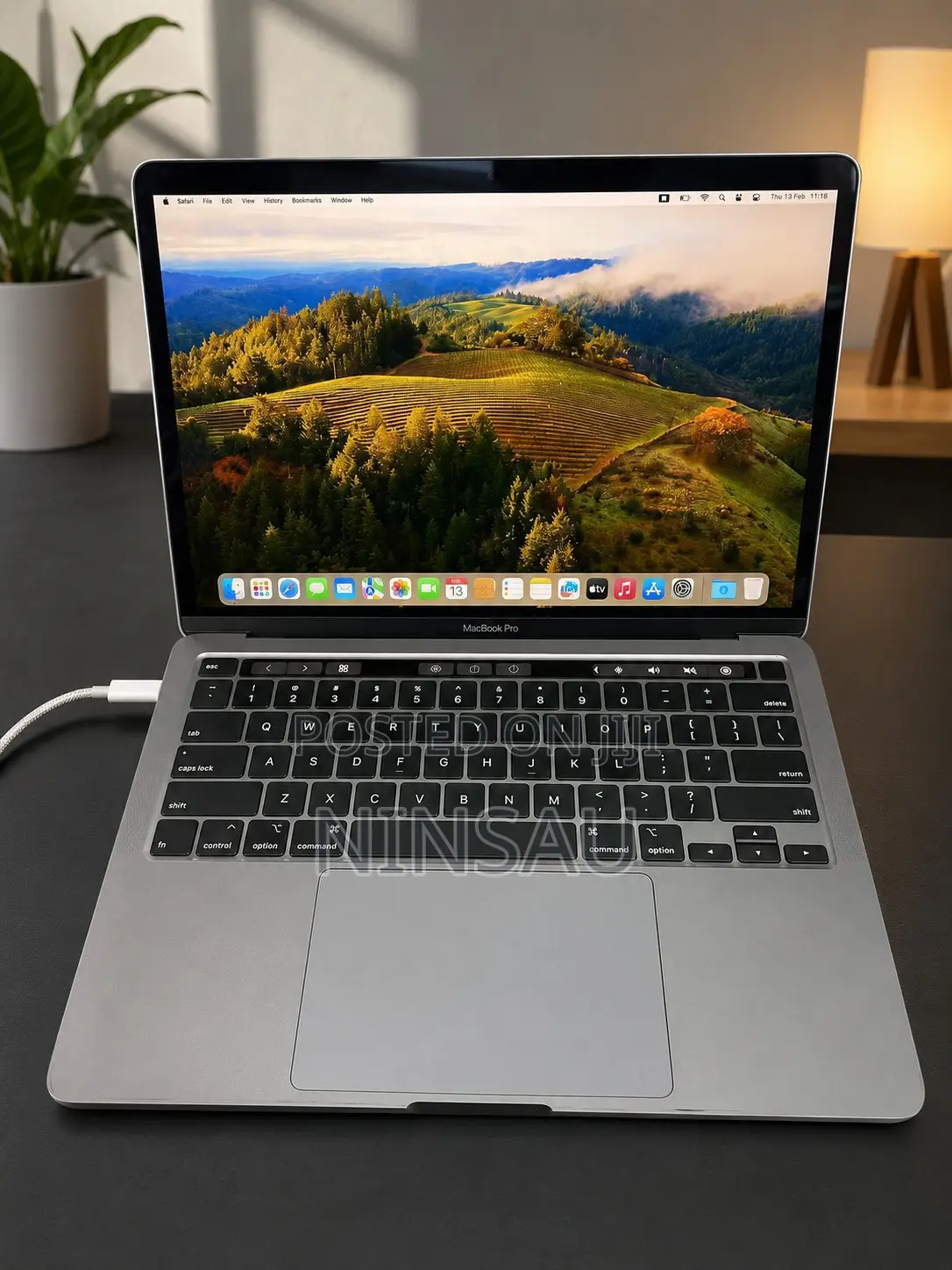 Laptop Apple MacBook Pro 2020 32GB Intel Core i7 SSD 512GB