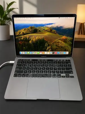 Laptop Apple MacBook Pro 2020 32GB Intel Core i7 SSD 512GB