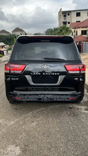 Toyota Land Cruiser 4.5 V8 GX-R 2014 Black