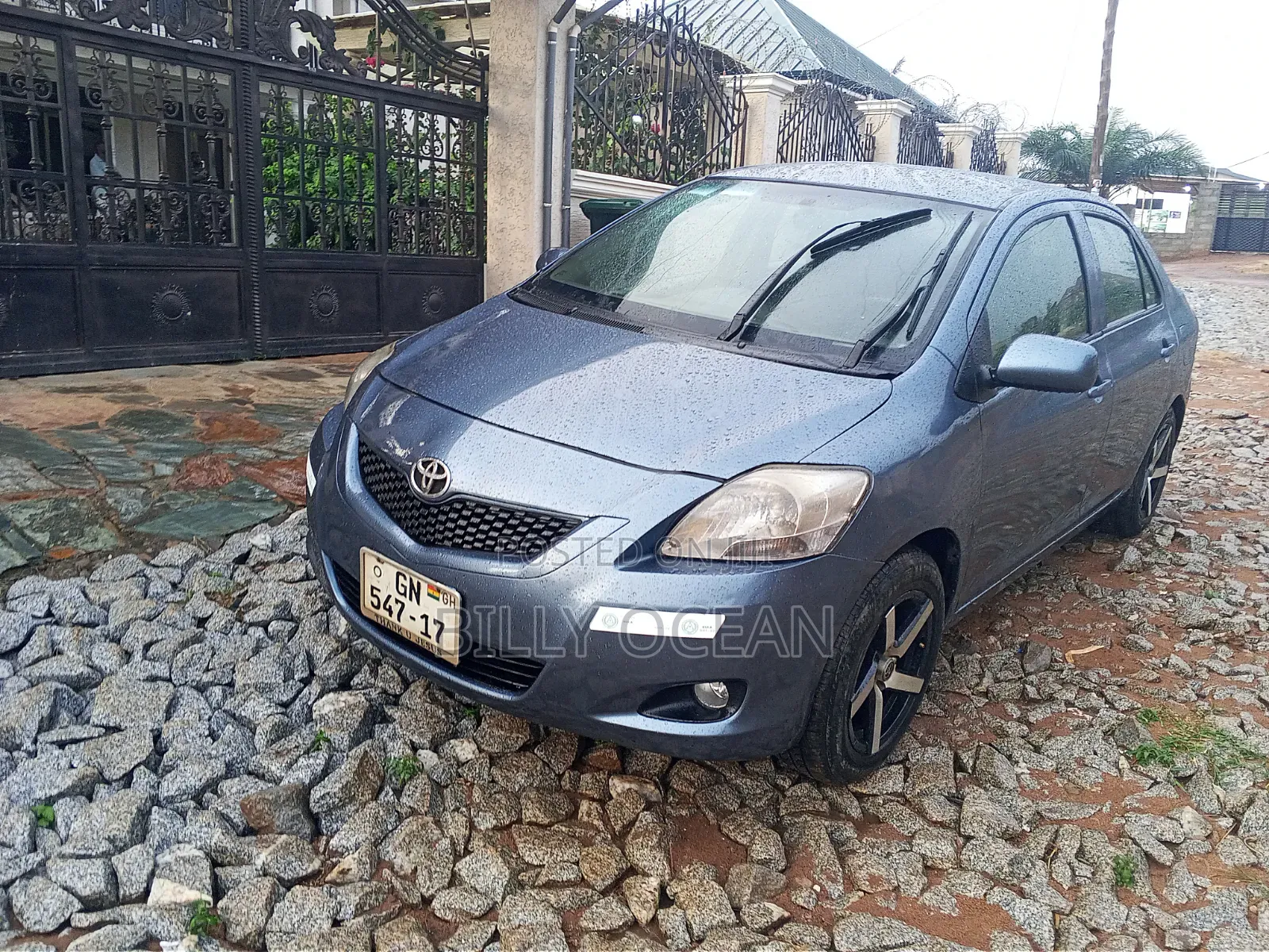 Toyota Yaris 2010 Blue
