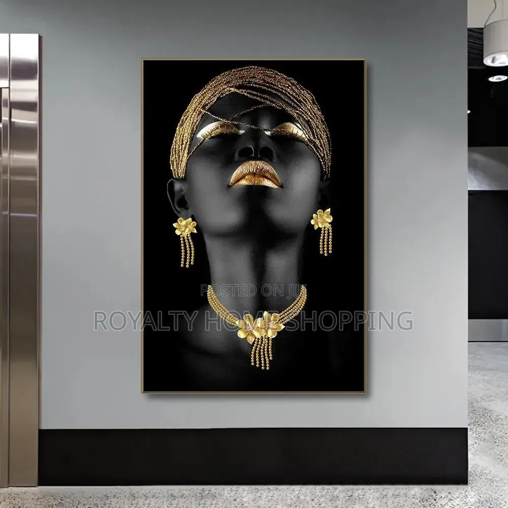 Picture Frames / Wall Arts