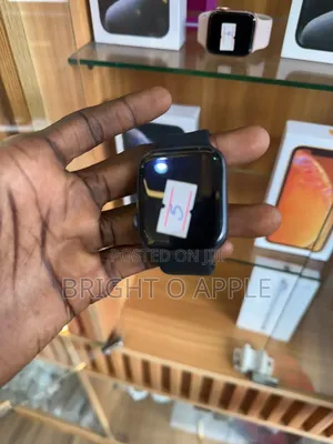 Apple Series 5
