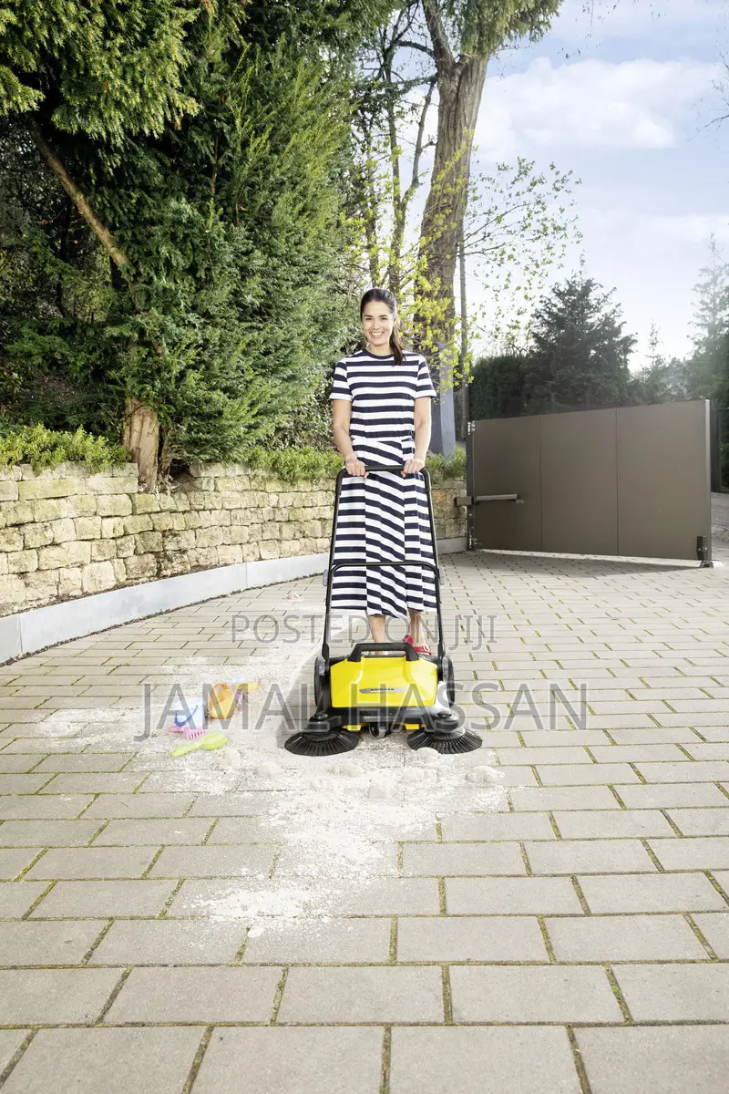 Karcher S4 Twin Sweeper