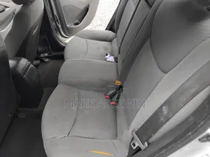 Hyundai Elantra 2014 Silver