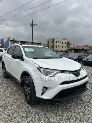 Toyota RAV4 2018 White