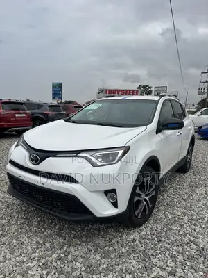 Toyota RAV4 2018 White