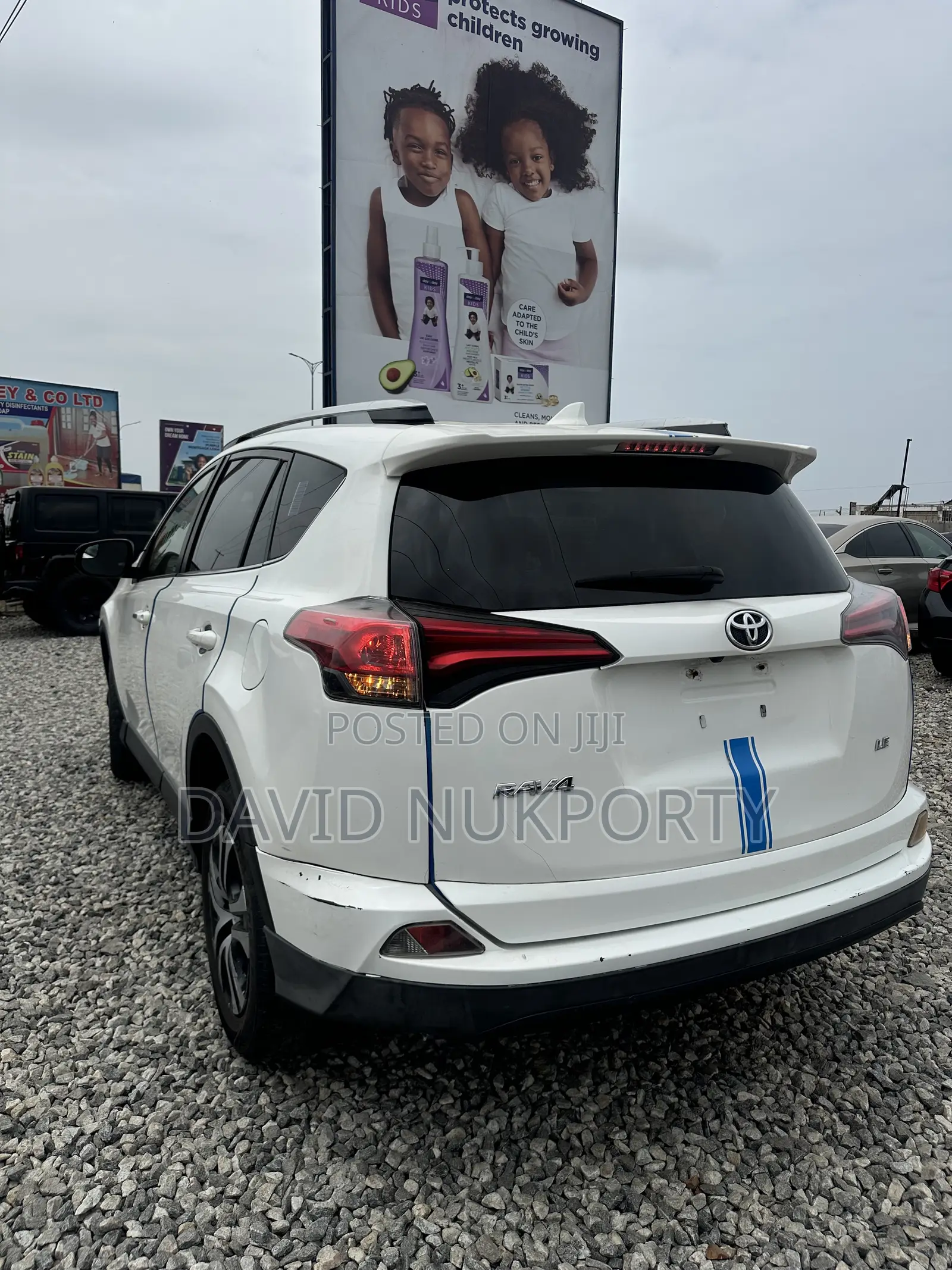 Toyota RAV4 2018 White