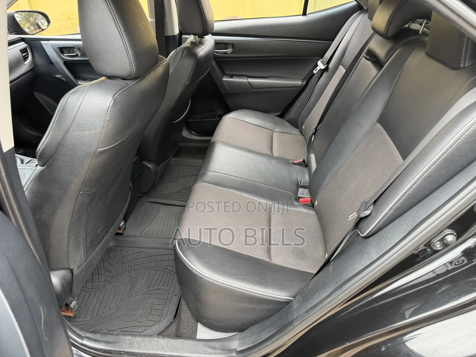 Toyota Corolla S 4dr Sedan (1.8L 4cyl CVT) 2015 Black