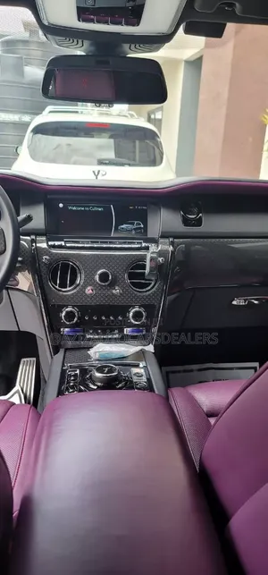 Rolls-Royce Cullinan Black Badge 2024 Black