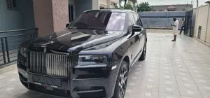 Rolls-Royce Cullinan Black Badge 2024 Black