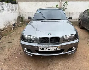 BMW 3 Series 320i RWD 2008 Gray