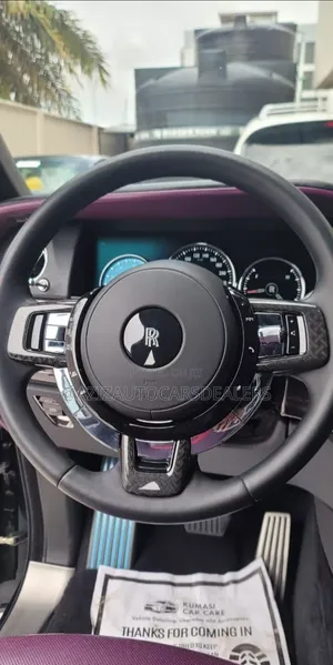 Rolls-Royce Cullinan Black Badge 2024 Black