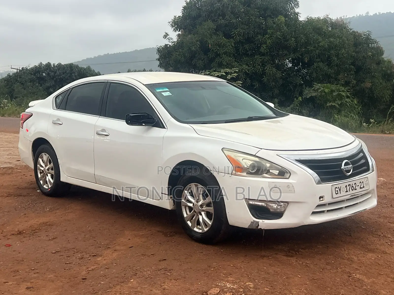 Nissan Altima 2.5 S 4dr Sedan (2.5L 4cyl CVT) 2015 White