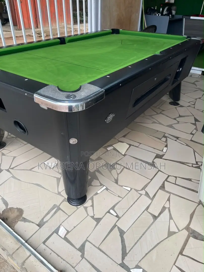 Modern Pool / Snooker Table