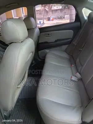 Hyundai Elantra 2009 White