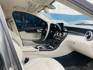 Mercedes-Benz C300 Base Sedan RWD (2.0L 4cyl 7A) 2016 Gray