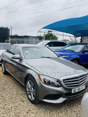 Mercedes-Benz C300 Base Sedan RWD (2.0L 4cyl 7A) 2016 Gray