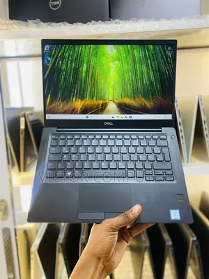 Laptop Dell Latitude 7390 8GB Intel Core i5 SSD 256GB
